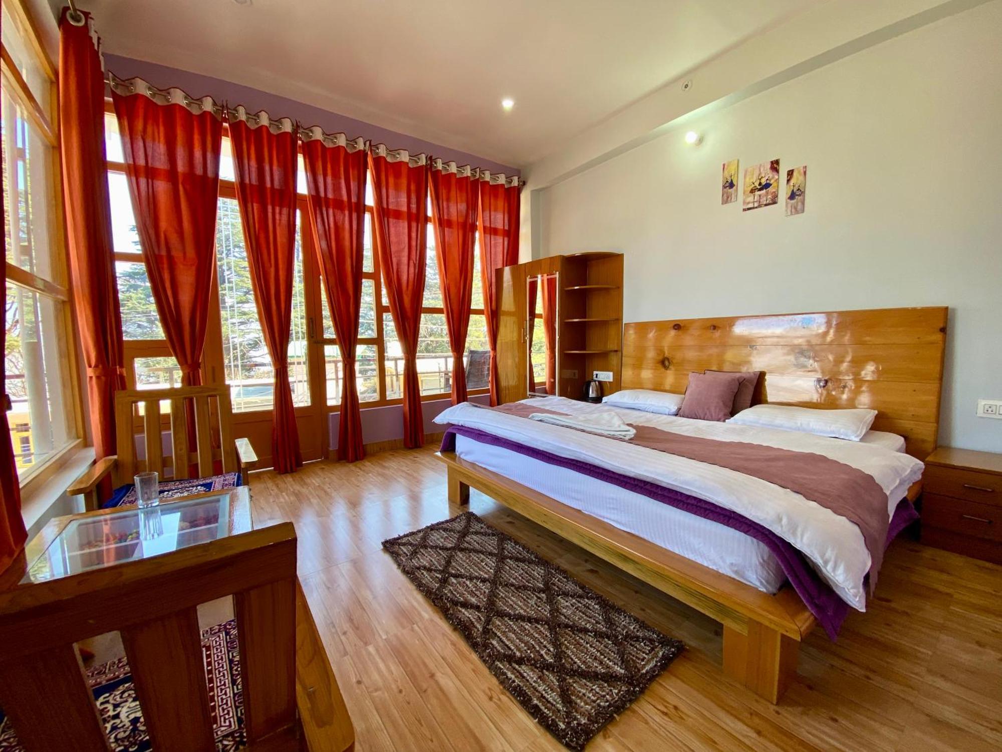 Hotel Mansarovar Inn Munsyari Экстерьер фото